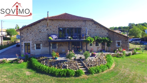 In The Countryside, Nice Inside And Large Spaces For This Beautiful Residence Close To Confolens