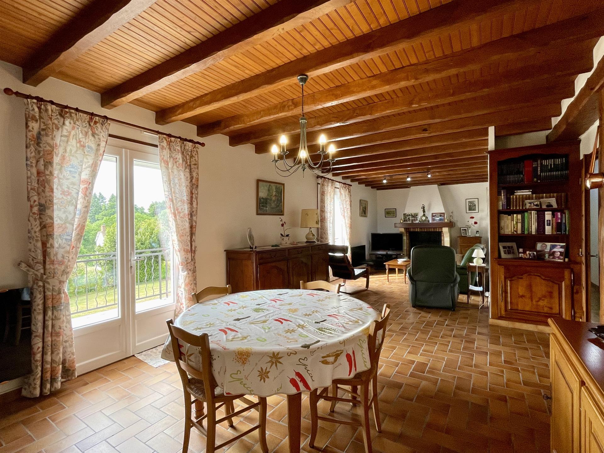 With A Nice View Of The River, Renovated Detached Bungalow With Enclosed Attached Land