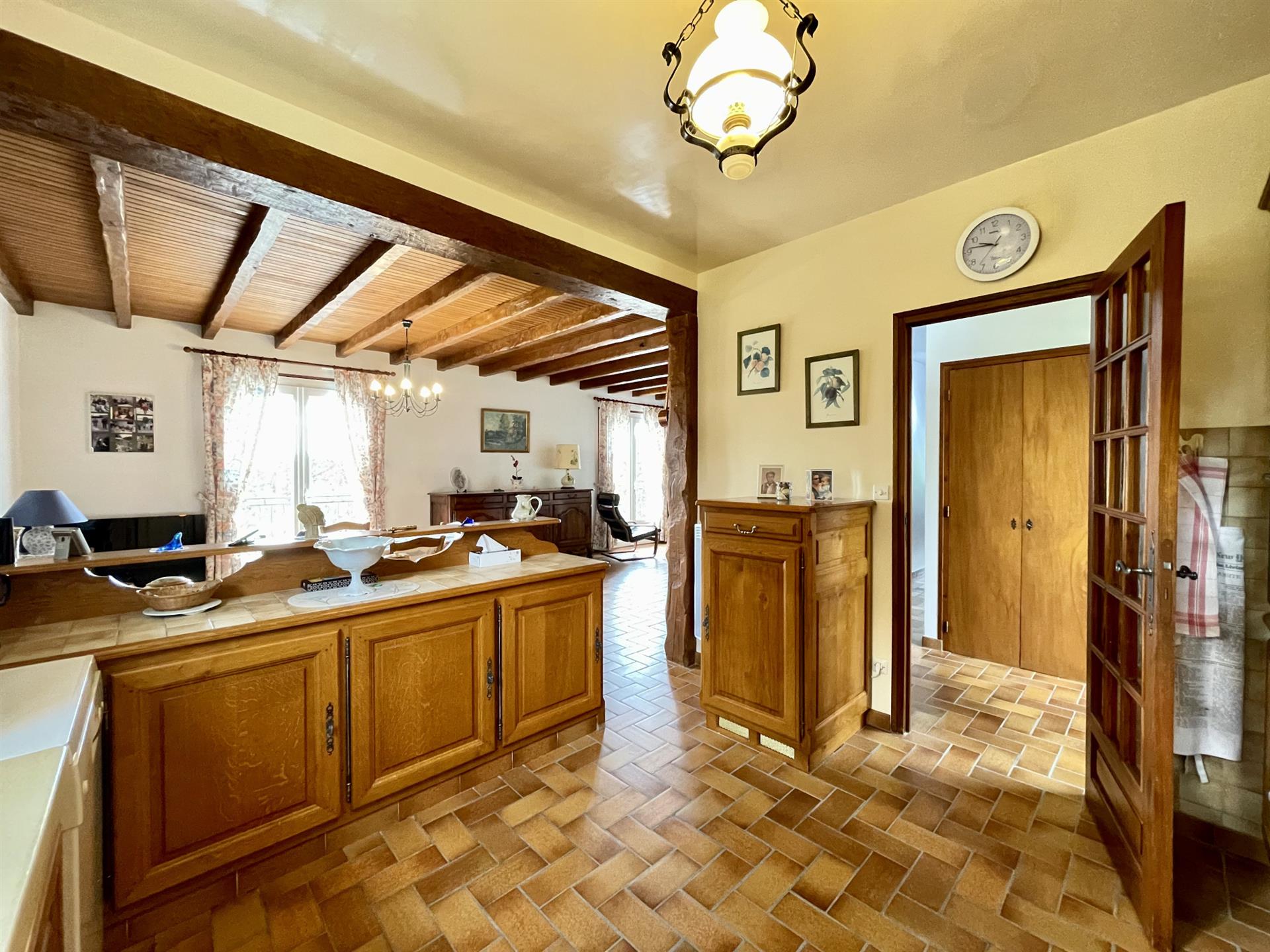 With A Nice View Of The River, Renovated Detached Bungalow With Enclosed Attached Land