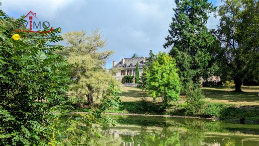 In An Exceptional Setting, Restored 15th Century Manor, Beautiful Services, With Gite, Pond, Wooded