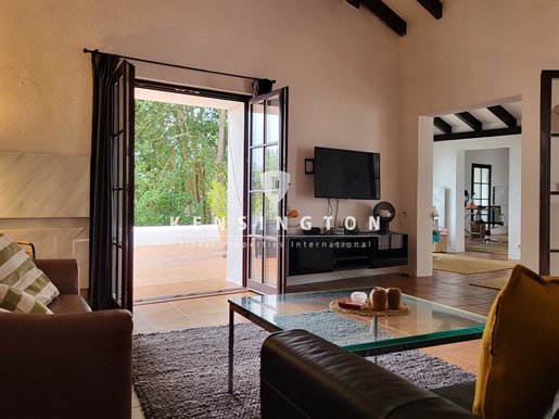 Stylish finca with house and guest unit