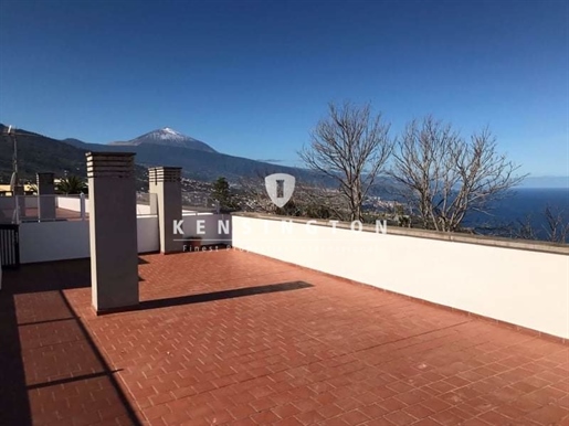Penthouse with fantastic sea and Teide views