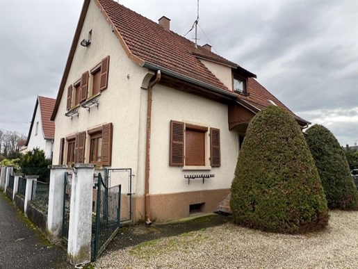 Large house in the centre of Sessenheim