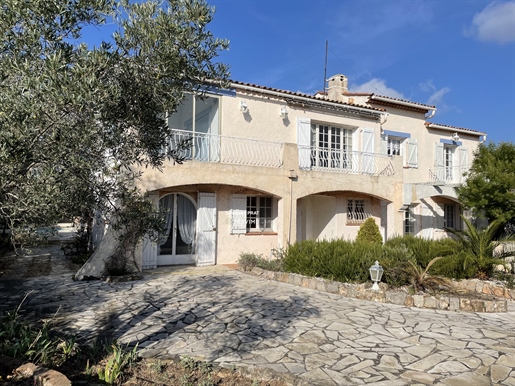 House Les Issambres 9 room(s) 187 m2