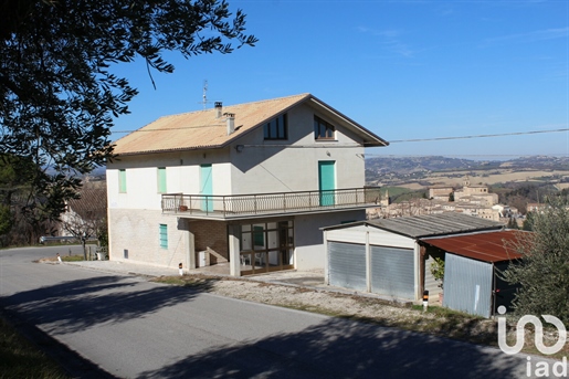 Detached house / Villa for sale 150 m² - 4 bedrooms - Montottone