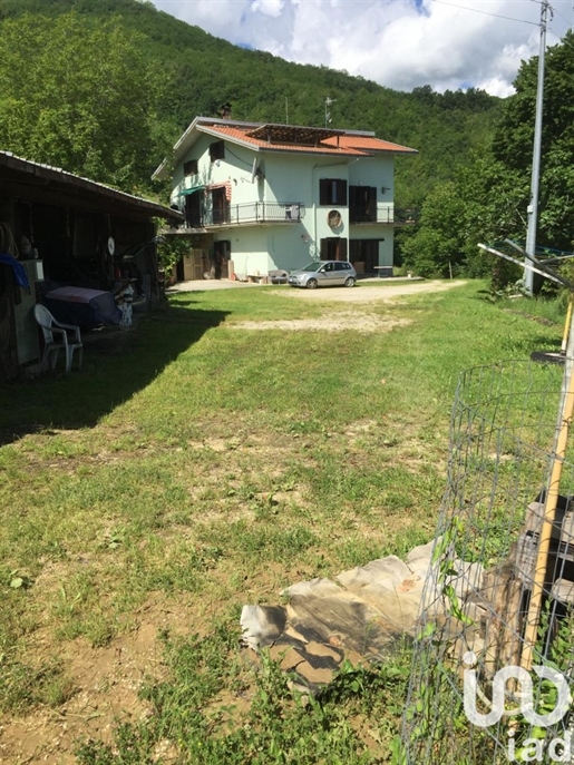 Vendita Casa indipendente / Villa 500 m² - 5 camere - Isola del Gran Sasso d'Italia