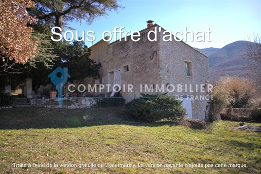 Dept (84) - Castellet-en-Luberon - Old stone farmhouse with character, source and pond