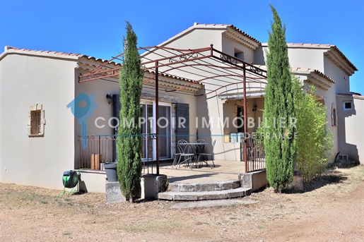 Dept (84) - For sale in Saint Saturnin les Apt - Beautiful house 225 m2 on 2000 m2 with swimming poo