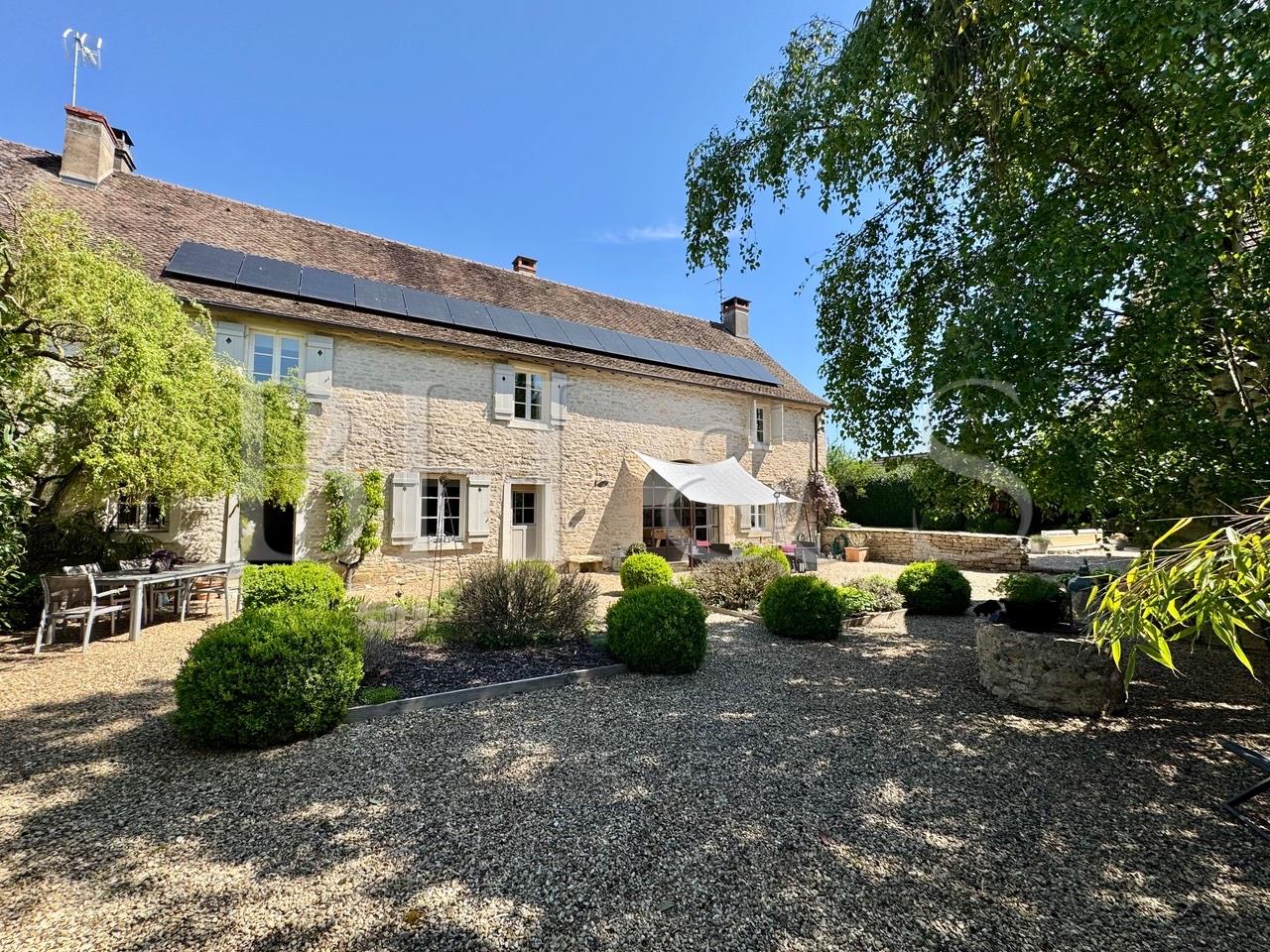 Character property, garden, swimming pool, and outbuildings