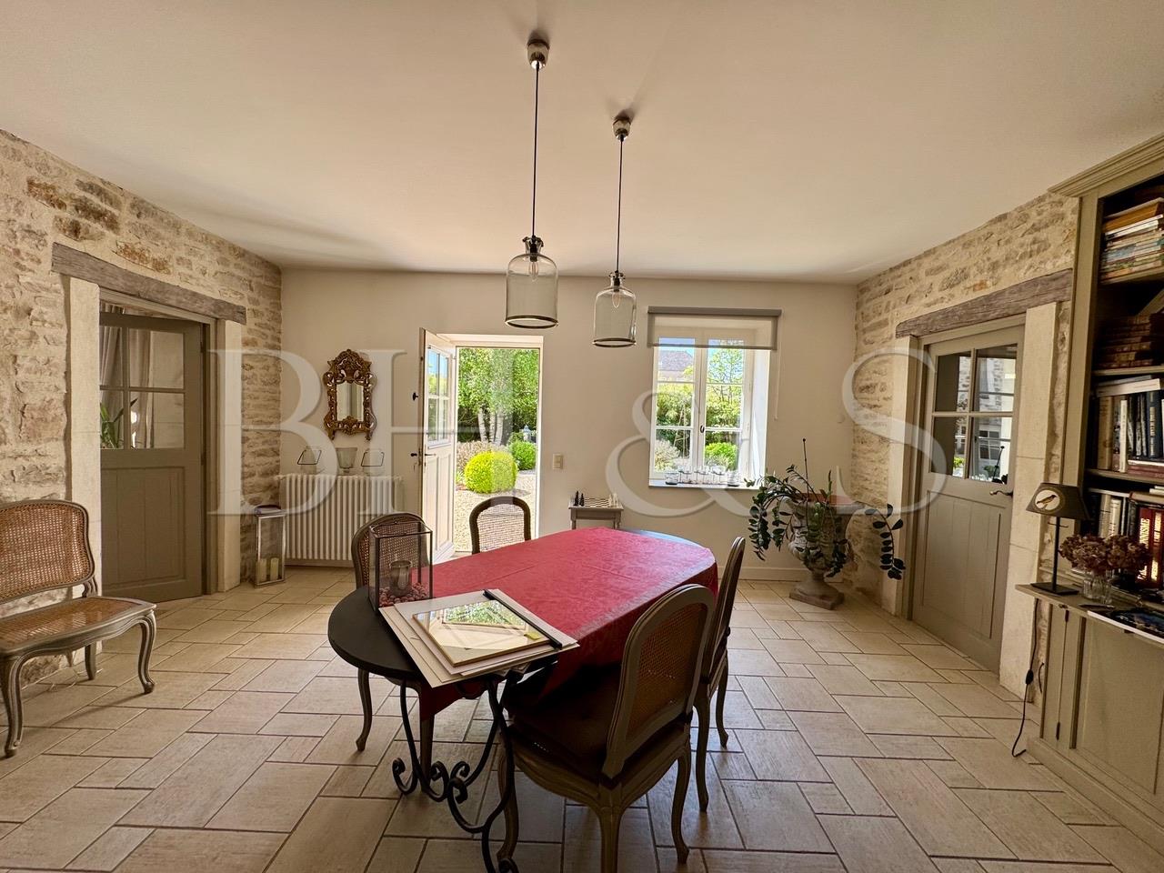 Character property, garden, swimming pool, and outbuildings
