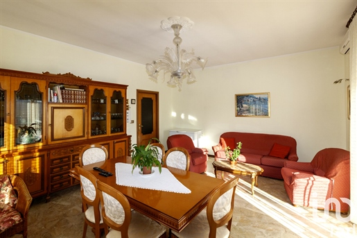 Detached house / Villa for sale 142 m² - 2 bedrooms - Notaresco
