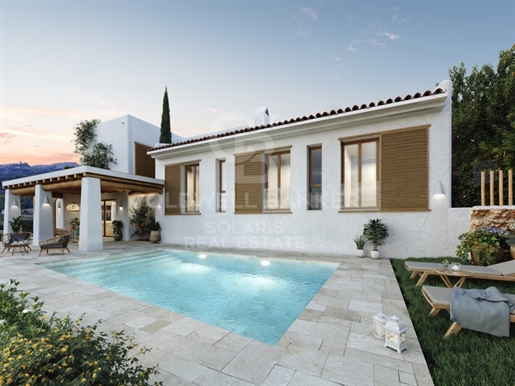 Una casa de estilo mediterráneo de Ibiza en Javea - La Granadella
