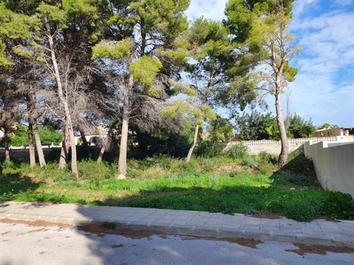 Urban plot in Moraira with licence to build