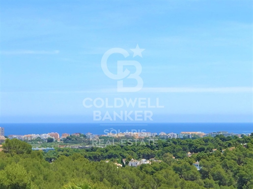 Under construction exclusive south facing luxury villa with panoramic sea views in Javea