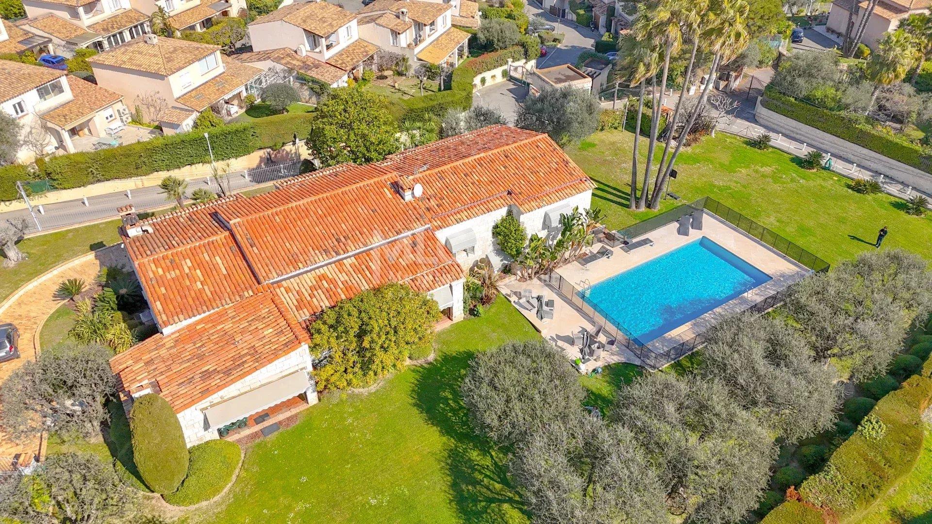 Maison à vendre, 360m², Nice