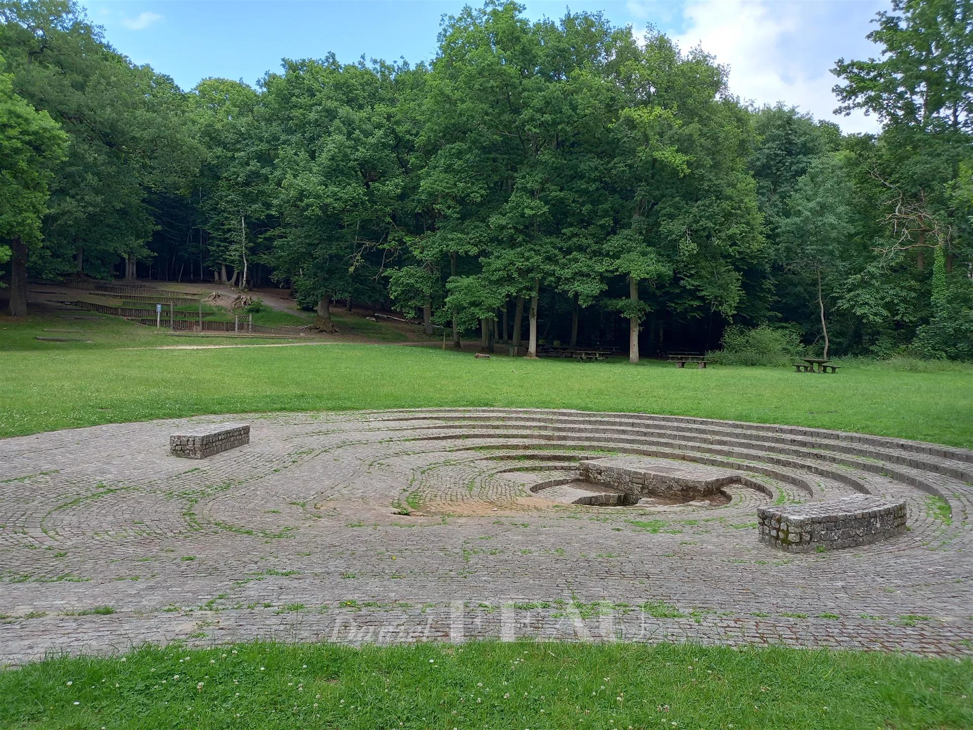 Versailles Porchefontaine - Terrain à bâtir avec possibilité de construction de 85 m² au sol