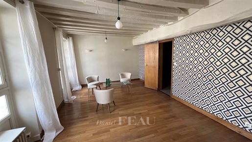 Versailles Notre Dame – A 240 sqm apartment