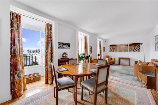 Kasteel van Versailles – Een appartement met 3 slaapkamers op een toplocatie