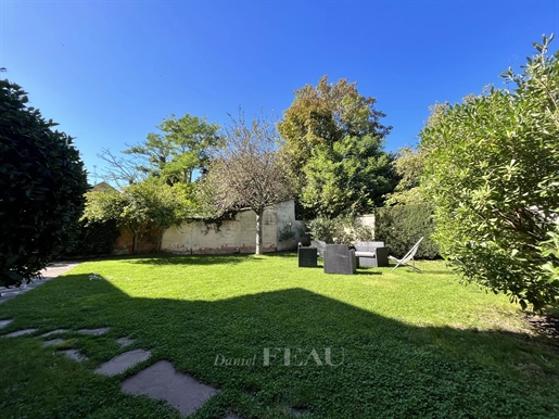 Le Chesnay Plateau Saint Antoine – A 5-bed property with a garden