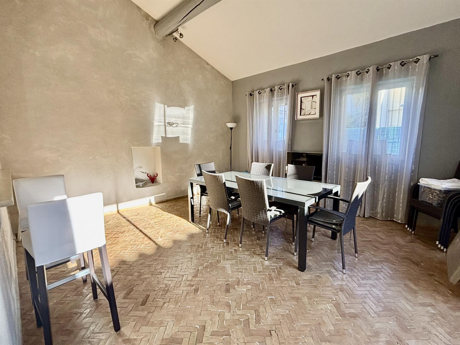 Village house with indoor swimming pool, terrace and garage