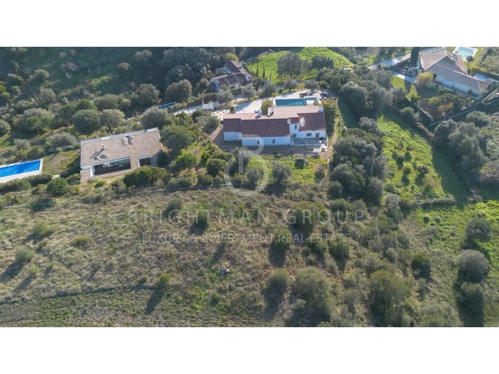 Plot for construction in Sesimbra with sea view