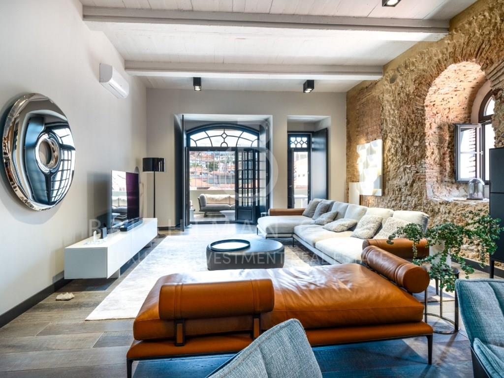 Apartamento T2 no centro do Cais do Sodré, Lisboa
