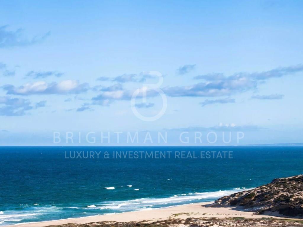 Golf & Beach Waterfront Luxury Resort V5 Detached High-End Villa B2