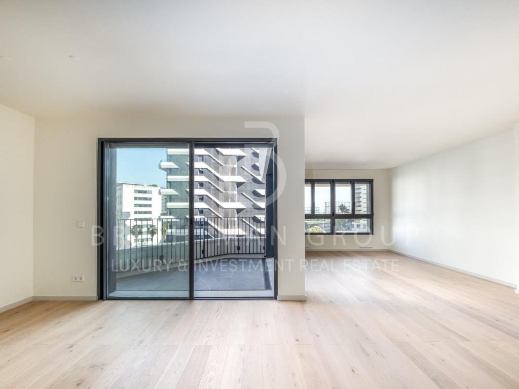 Apartamento T2 com piscina no Parque das Nações, Lisboa
