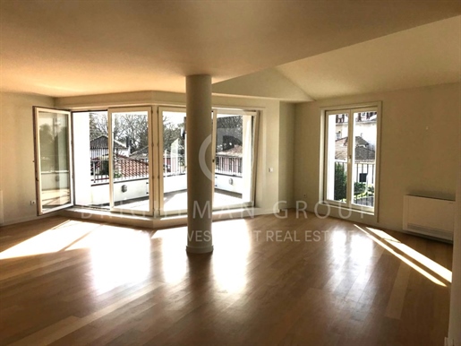 4 bedroom flat with terrace in Porto