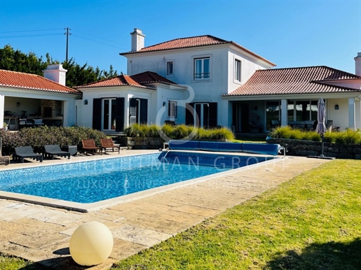 6 Bedroom Villa with swimming pool in Manique de Cima/Quinta da Beloura