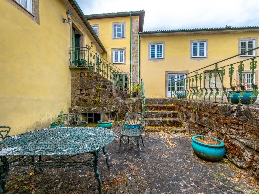 Manor House in Tondela - Viseu