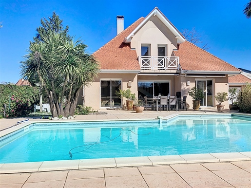 Villa met zwembad Haut d'Idron