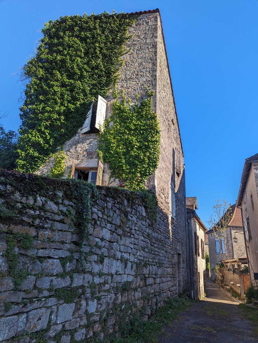 Medieval tower to be restored Calvignac