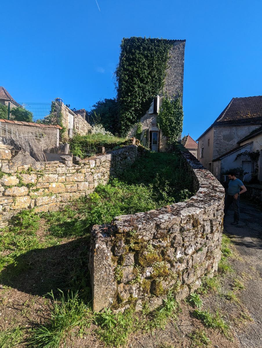 Medieval tower to be restored Calvignac