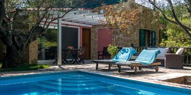 Sithonia - Elia villa with pool  surrounded of greenery !