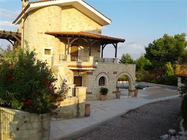 Halkidiki dream family home in an ideal location!!