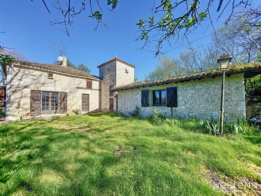 For Sale Stone house to renovate of 120 m² on property of more than 3 hectares
