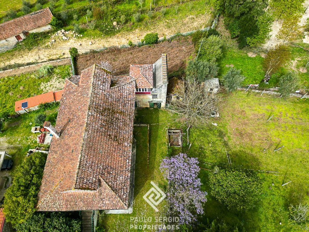 Farm to rehabilitate in the region of Marco de Canaveses