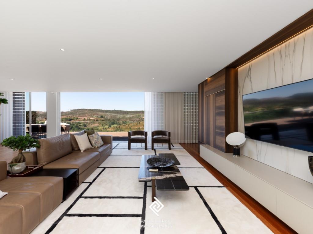 Exklusive 4-Zimmer-Villa im Luxusresort Vale Pisão Golf 
Luxus, Komfort und Exklusivität - nur 20 M