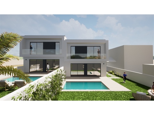 Villa with pool, 2 fronts under construction, located in Arcozelo, Vila Nova de Gaia, just 5 minutes