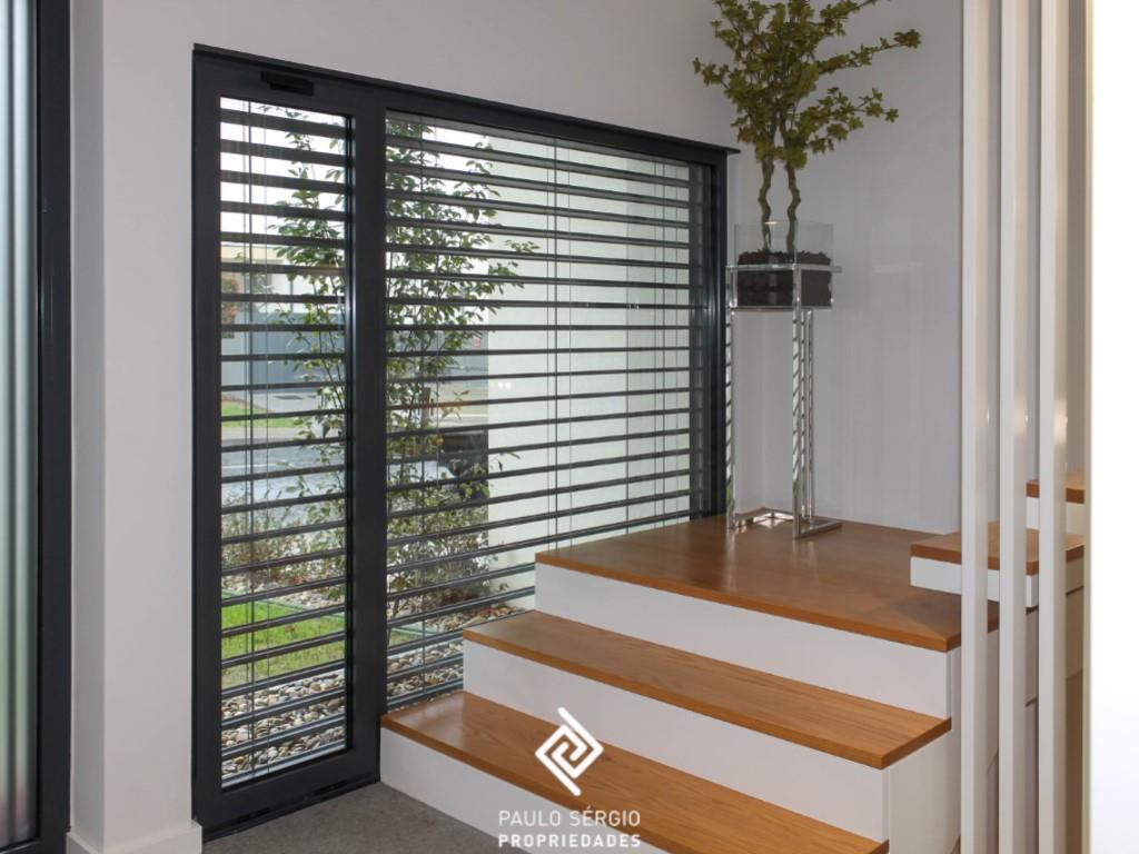 Luxury 3 bedroom villa in Palmeira - Braga