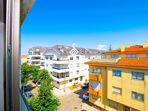 New 2-bedroom apartment with 3 fronts in Espinho, 200m from the beach and train station