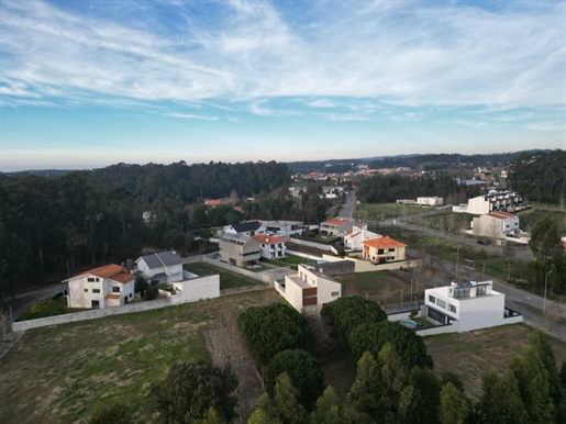 Grundstücke in der Urbanisation Anta Espinho: genehmigte Projekte
