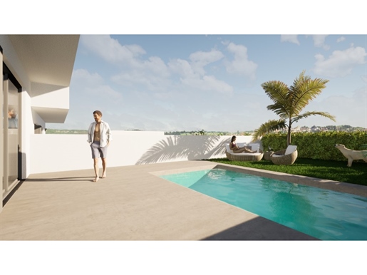 Vivienda con piscina, 3 frentes en fase de construcción, ubicada en Arcozelo