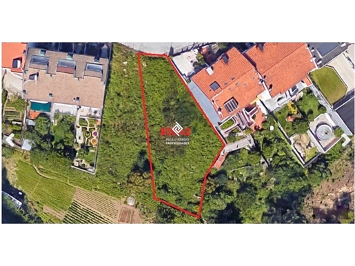 Land in Vila Nova de Gaia city with total area 835 m2