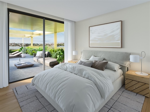 4-Zimmer-Wohnung in Luxus-Wohnanlage in Marina da Afurada in Vila Nova de Gaia eingefügt.