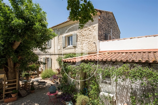 Pretty village house for sale in Fontvieille