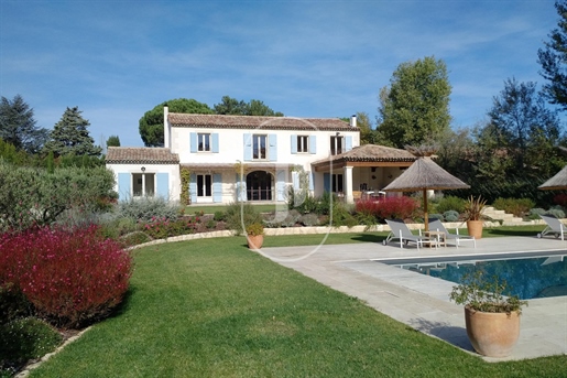 Villa for sale in Saint-Rémy-de-Provence
