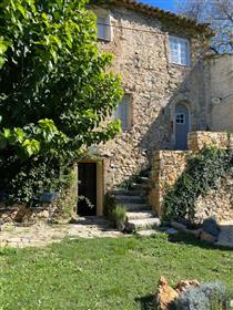 Rare property to discover in the town of Cotignac