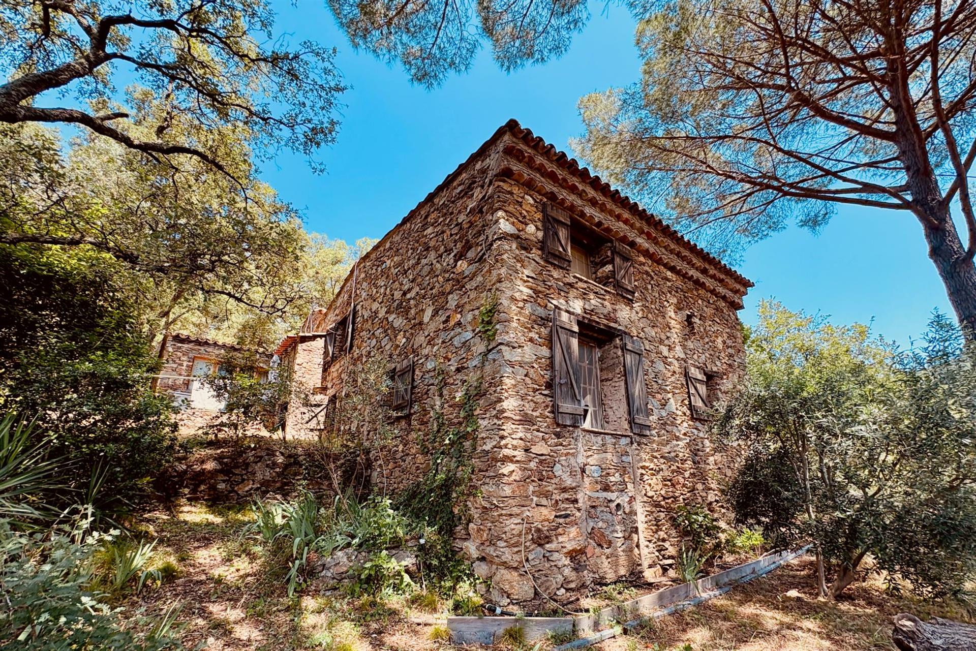Exceptional property near Saint Tropez